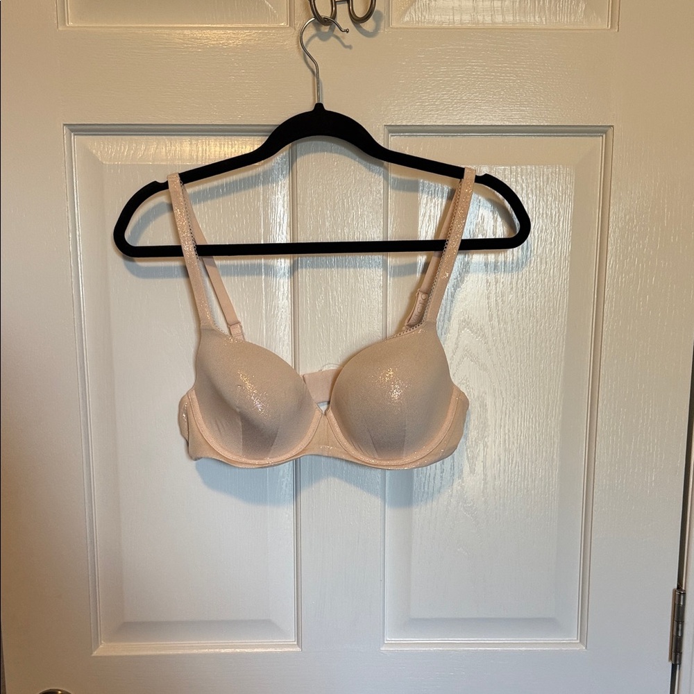 Victoria's Secret Light Nude Padded T-Shirt Bra
